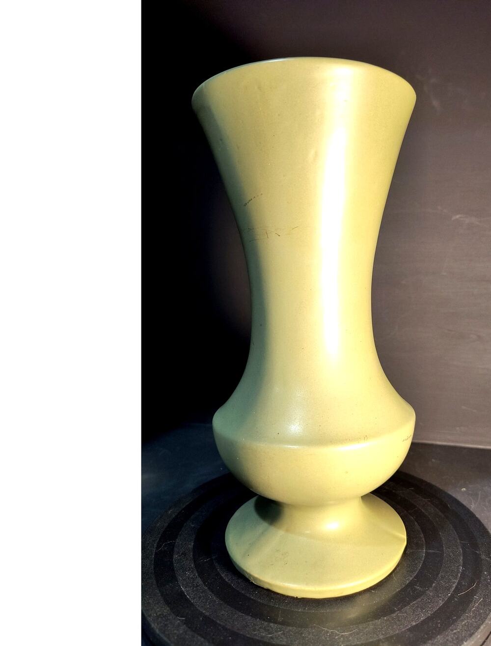 1942139.  McCoy Florentine #401 Olive Green Vase